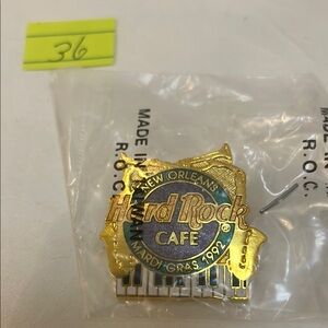 Hard Rock Cafe New Orleans Mardi Gras 1992 Pin